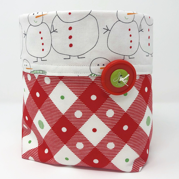 UnBoxed MMS Merry & Bright 2 Fat Quarter Basket