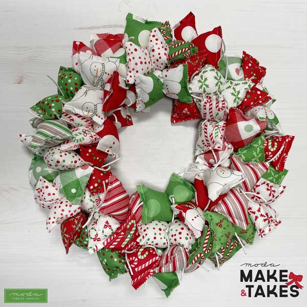 CT Charm Pack Wreath Merry And Bright