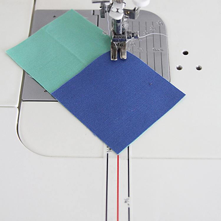Cluck Cluck sew diagonal seam tape